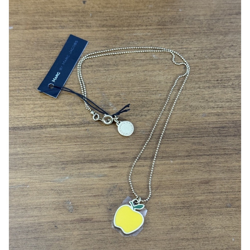 Marc By Marc Jacobs Yellow Apple Pendant Necklace‎ Fruit Enamel Critter Choker